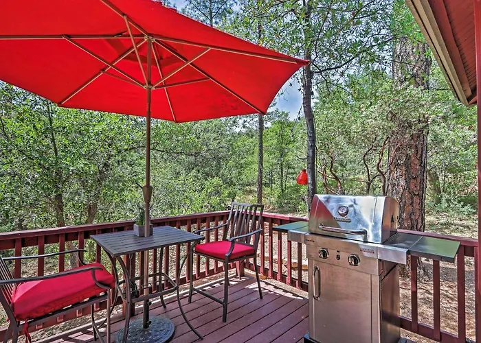 Furnished Deck: Romantic Strawberry/pine Studio! Dom wakacyjny Pine