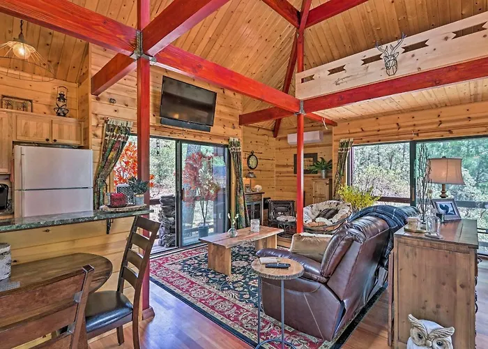 Furnished Deck: Romantic Strawberry/pine Studio! *