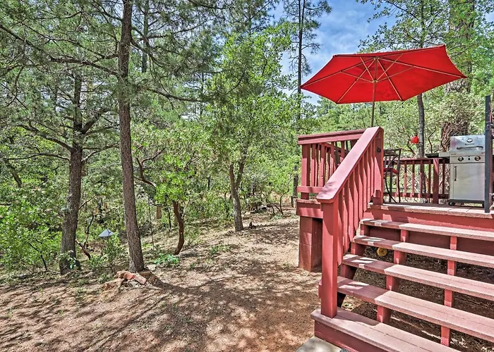 Furnished Deck: Romantic Strawberry/pine Studio! Dom wakacyjny